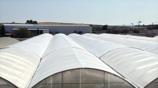 Se hacen arreglos de tejados y piscinas