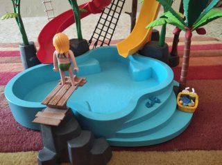 Playmobil tobogán acuático con figuras