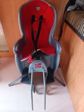 Silla bici infantil con bandera Noruega