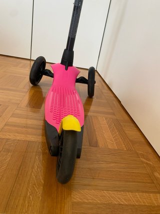 Patinete infantil 3 ruedas rosa con bocina