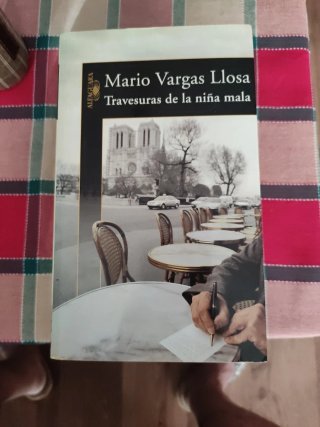 Travesuras de la niña mala (Spanish Edition)