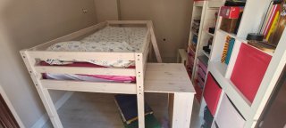Cama alta infantil madera con escritorio