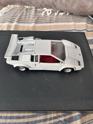 Coche escala 1/24