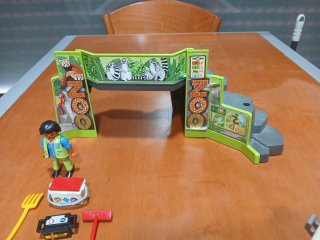 Playmobil Zoo Entrada y Carrito