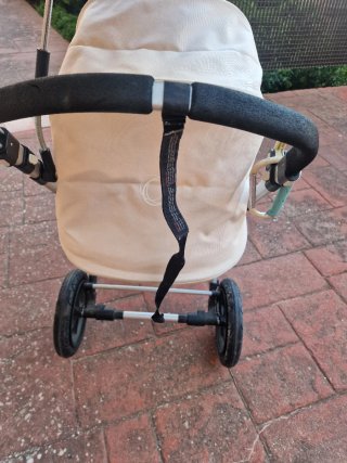 Bugaboo Camaleón Beige/Negro + Paraguas y Saco