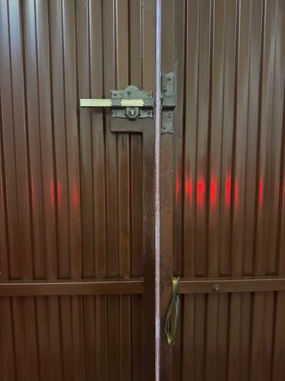 Puerta de Garaje Marrón