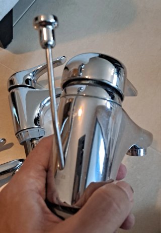 Rubineti monocomando Buades, per bidet e lavandino