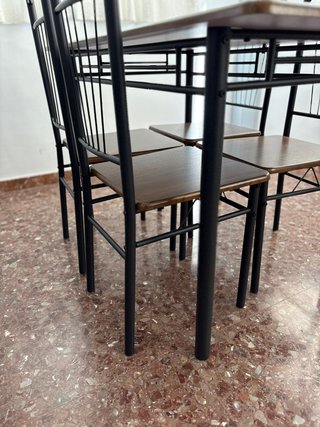 Mesa + 4 Sillas para Bares/Restaurantes