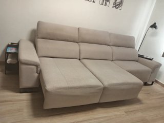 Sofá beige 3 plazas tela semi nuevo