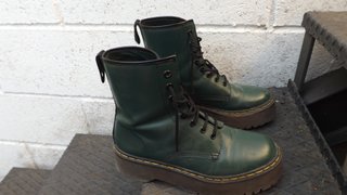 Botín militar Corina verde T-38