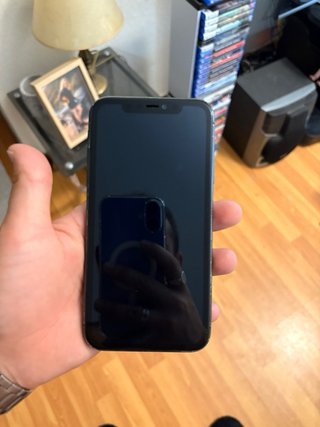 iPhone 11 Apple