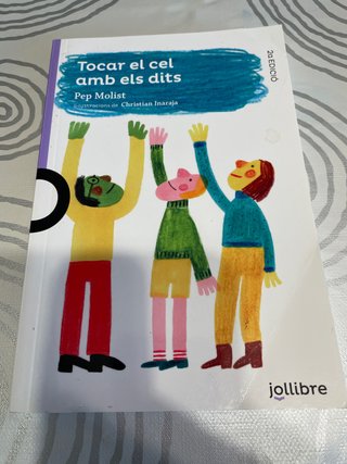 Tocar el cel amb els dits