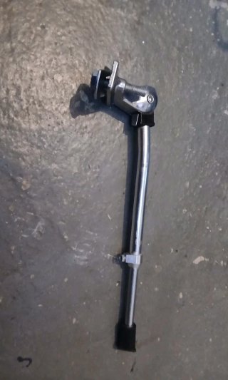 Pata de cabra extensible para bicicleta