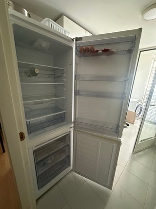 Nevera Beko blanca