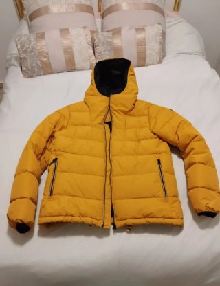 Chaqueta acolchada con capucha NUEVA!!!