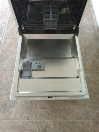 Lavavajillas 60cm Lo vendo por cambio de cocina .