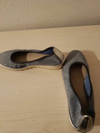 Zapatos planos flexibles plateados