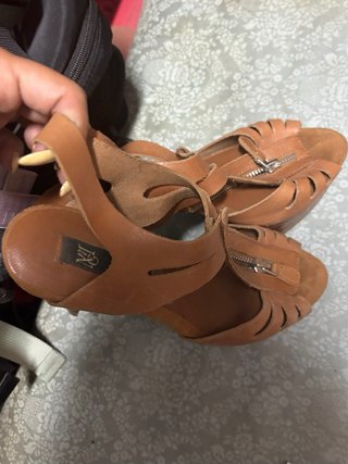 Sandalias tacón Mango marrones