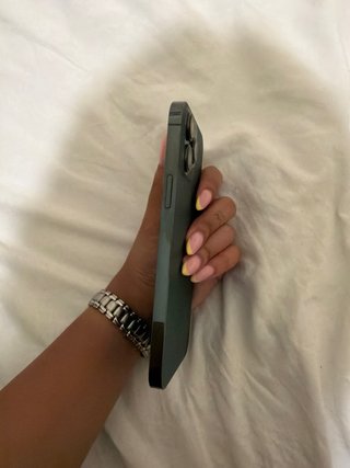 iPhone 13 Pro Max 256GB - Capacidad 73%