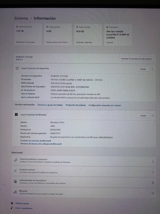 PC Gaming Negro con Teclado y Ratón