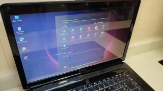 Portátil Dell Inspiron 1545 con Windows 11