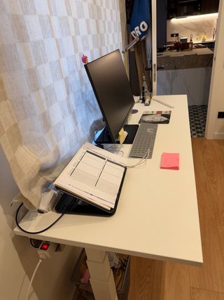 Escritorio Elevable IKEA MITTZON 160x60cm