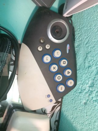 Volante y pedales para PlayStation 2, con diseño i