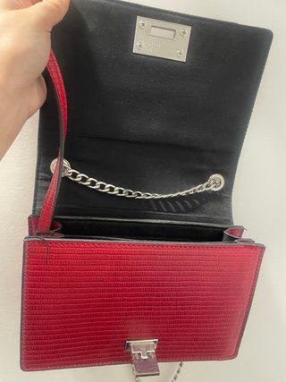 Bolso cartera rojo Stradivarius