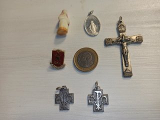 Iconografía religiosa: Virgen y ángeles