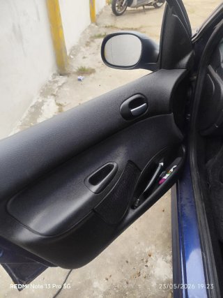 Peugeot 206 2002