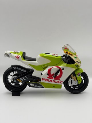 Ducati Desmosedici Aleix Espargaro 2010