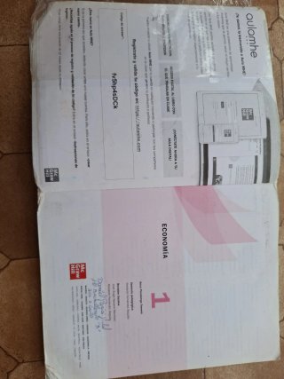 Libro Economía 1er bachillerato.