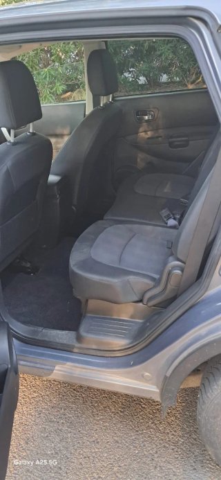 Nissan Qashqai+2 2010