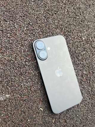 iPhone 16 Gris