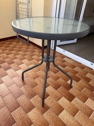 Mesa redonda terraza cristal y metal