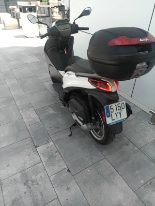 Piaggio Medley 125 cc Gris/Blanco