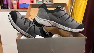 Zapatos sketchers Grises y Negros