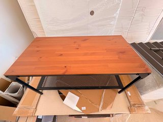 Mesa auxiliar madera y metal