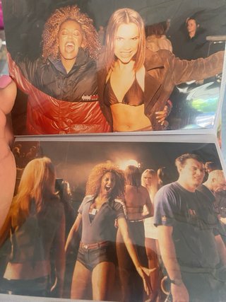 Fotos Spice Girls y Backstreet Boys Firmadas