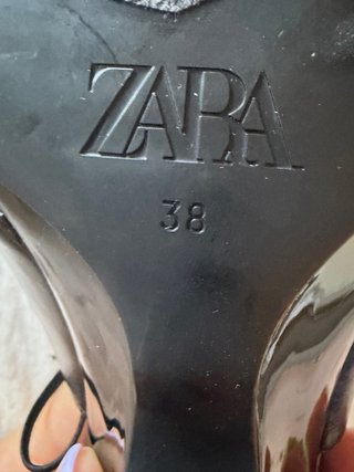 Sandalias tacón Zara negras