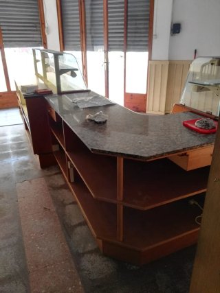 Mostrador y vitrina pastelería. Precio a pactar