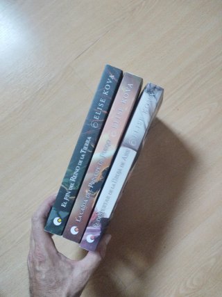 3 novelas Elise Kova x 15€