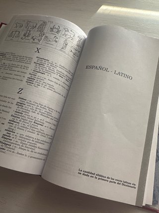 Diccionario Ilustrado Latín marca VOX