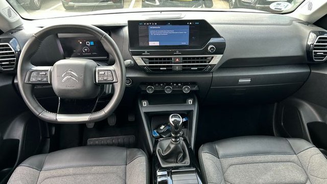 Citroën C4 1.2 PURETECH 130 PLUS 131 5P