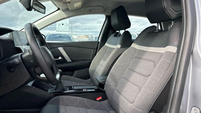 Citroën C4 1.2 PURETECH 130 PLUS 131 5P