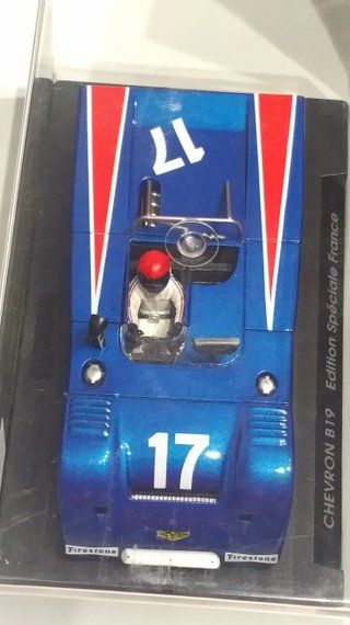 2 Coches Scalextric Chevron B19 Edición Francia
