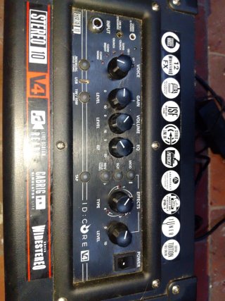Amplificador Guitarra Blackstar ID CORE 10 V4