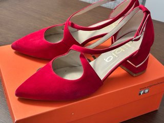 Zapatos Dibia fiesta rojos talla 37 bolso a juego