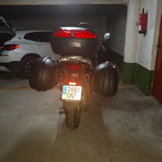 Honda Varadero Adventure Negra
