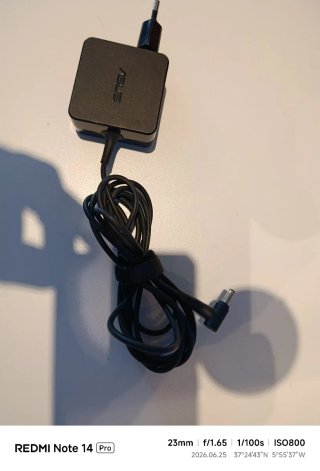 Cargador ASUS AC Adaptor 18V 1.75A